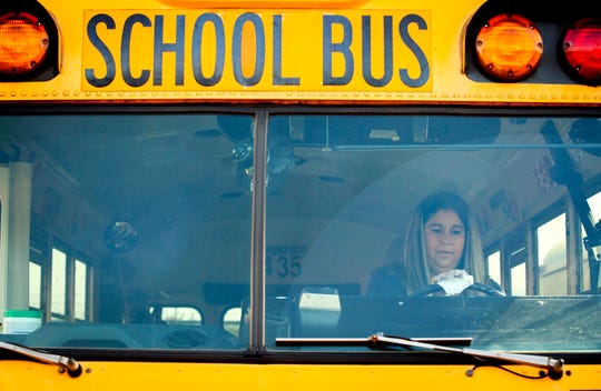 5993e504-9334-470d-be17-fd6382c3569a-BusCleaning_04